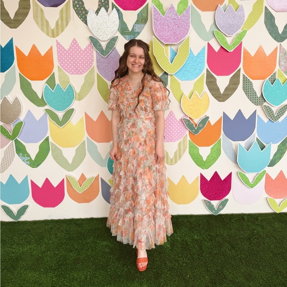 🌙Meet your Posher/Seller💫 - Picture 5 of 13